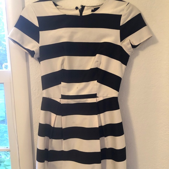 H&M Dresses & Skirts - H&M - Black & White striped dress